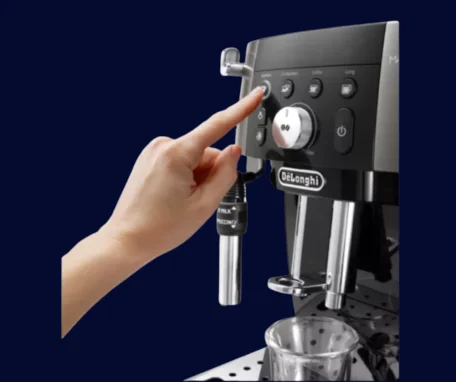 Delonghi Magnifica S Smart - Expresso Broyeur - Nuage Coffee Roasters